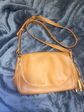 Kiabi Tan Faux-Leather Crossbody Bag with Tassel Accent